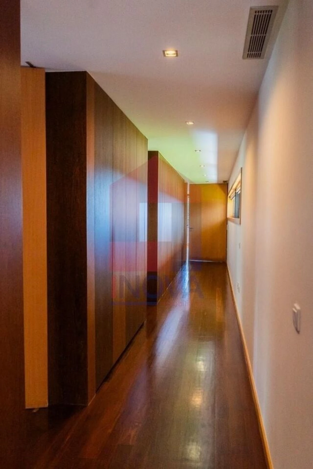 Moradia T4 para Venda em Sabariz Foto 13