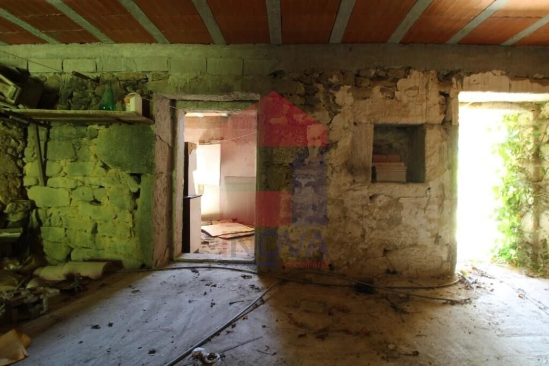 Moradia T2 para Venda em Sabariz Foto 20