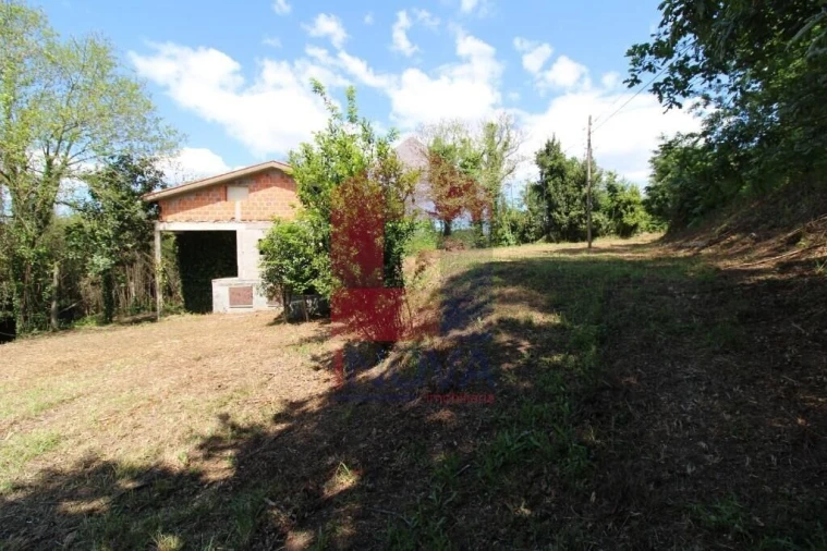 Moradia T2 para Venda em Sabariz Foto 35