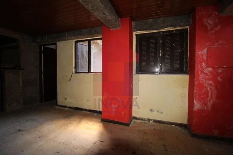 Moradia T2 para Venda em Sabariz Foto 13