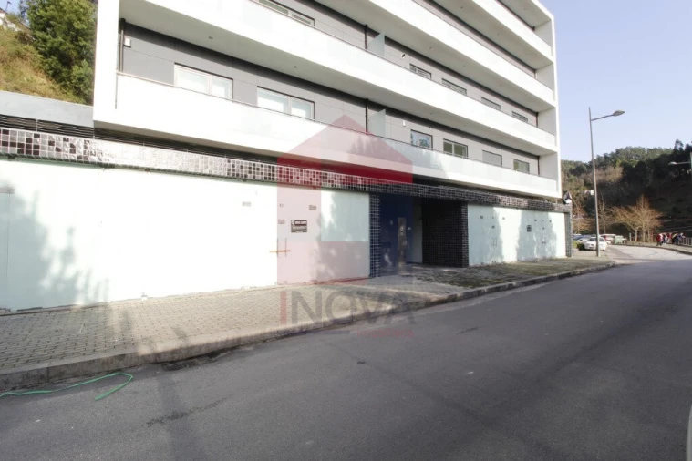 Loja para Venda em Moimenta Foto 3