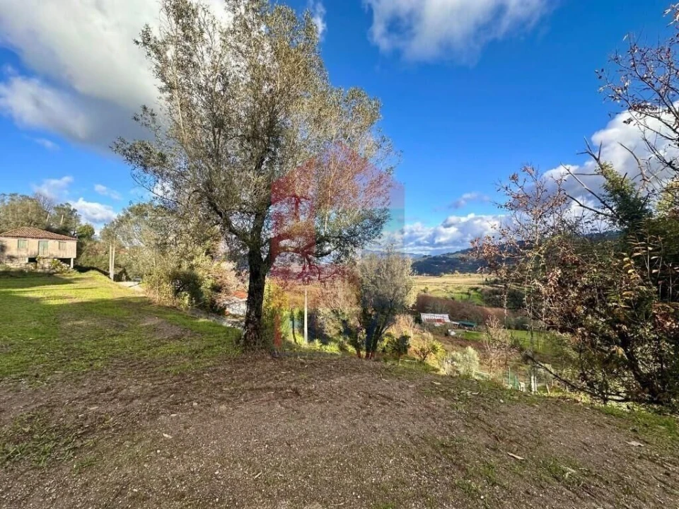 Moradia T3 para Venda em Gondufe Foto 15