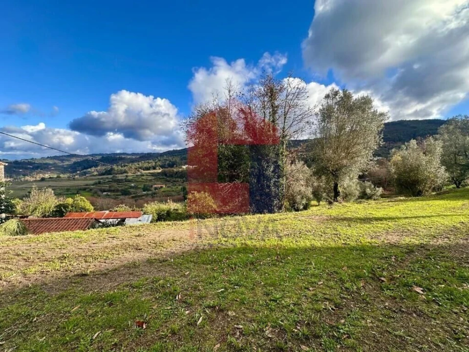 Moradia T3 para Venda em Gondufe Foto 9