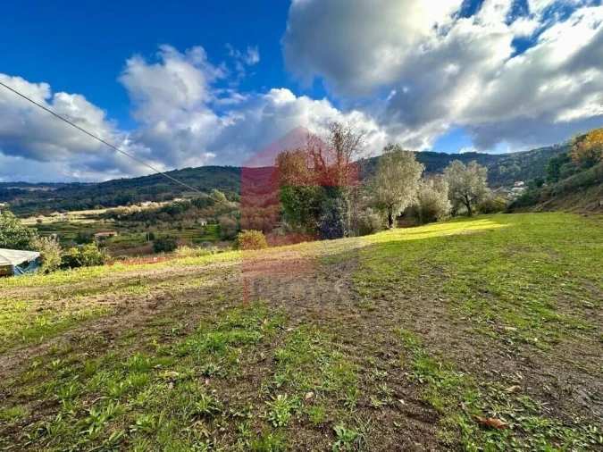 Moradia T3 para Venda em Gondufe Foto 5