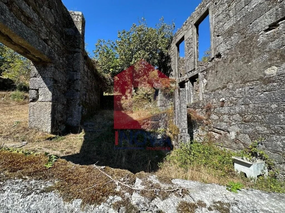 Quinta T4 para Venda em Azias Foto 44