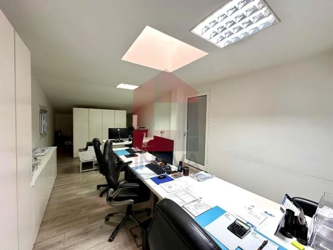 Armazém para Venda em Vila Verde e Barbudo Foto 10