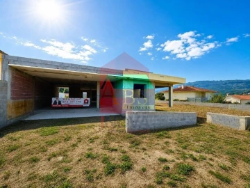 Moradia T3 para Venda em Gandra