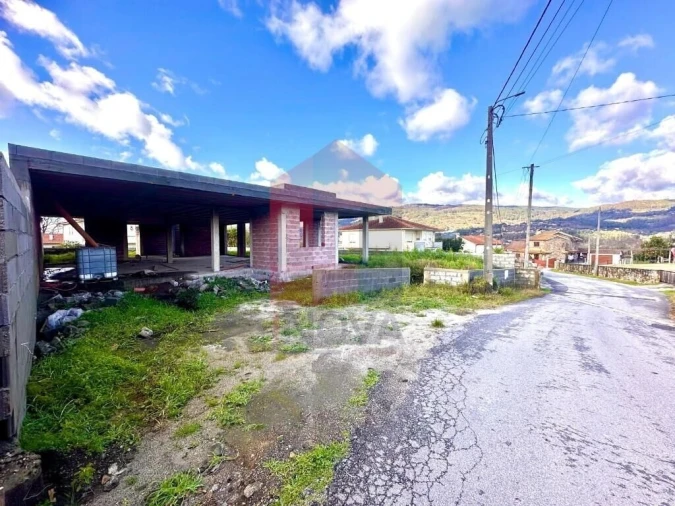 Moradia T3 para Venda em Gandra Foto 30