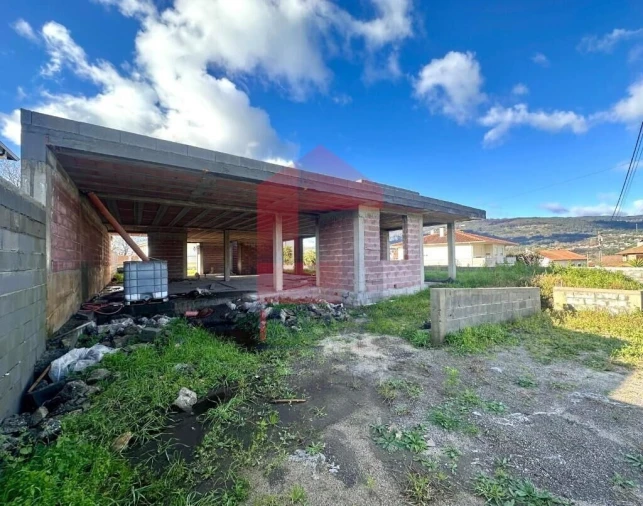 Moradia T3 para Venda em Gandra Foto 11