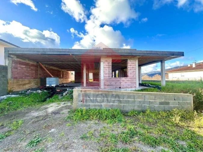 Moradia T3 para Venda em Gandra Foto 12