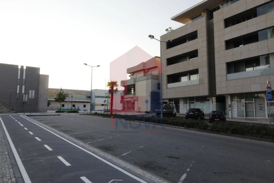 Loja para Venda em Vila Verde e Barbudo Foto 8