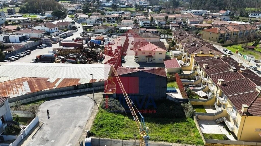 Moradia T3 para Venda em Loureira Foto 12