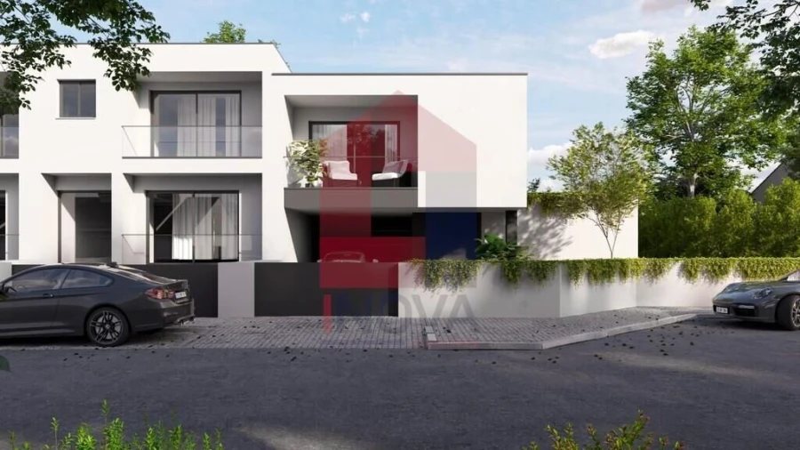 Moradia T3 para Venda em Soutelo Foto 2