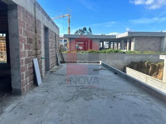 Moradia T3 para Venda em Soutelo Foto 18