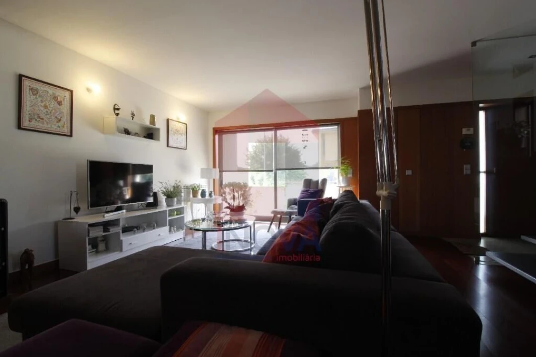 Moradia T3 para Venda em Loureira Foto 5