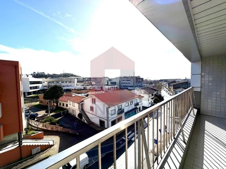 Apartamento T3 para Venda em Vila Verde e Barbudo Foto 19
