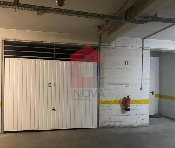 Apartamento T3 para Venda em Vila Verde e Barbudo Foto 25