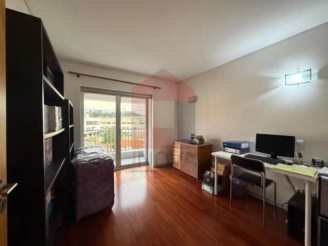 Apartamento T3 para Venda em Vila Verde e Barbudo Foto 16