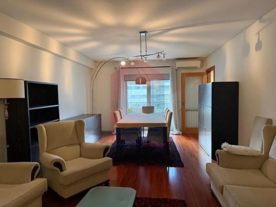 Apartamento T3 para Venda em Vila Verde e Barbudo Foto 10