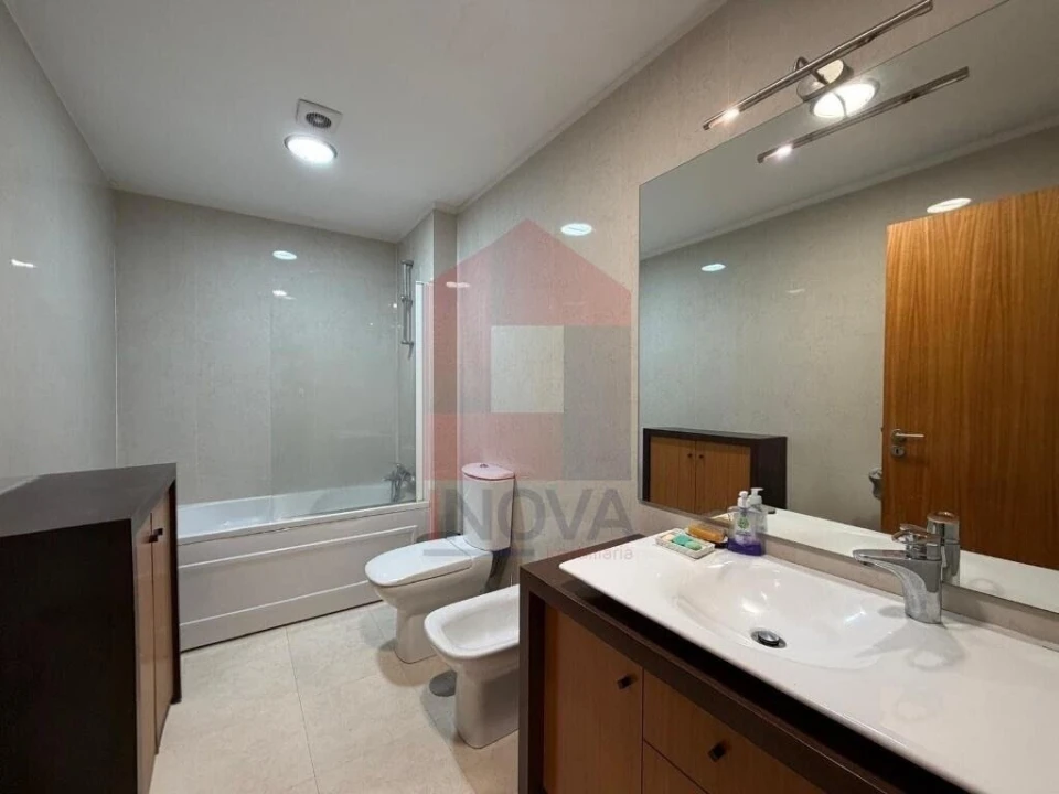 Apartamento T3 para Venda em Vila Verde e Barbudo Foto 21