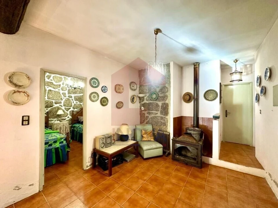 Moradia T3 para Venda em Valdreu Foto 9