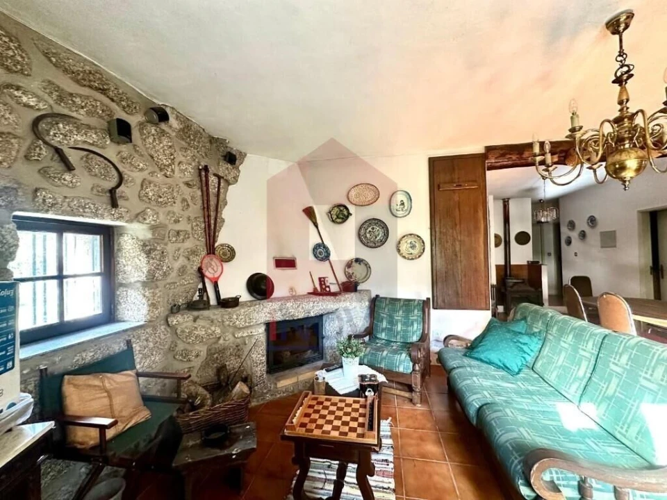 Moradia T3 para Venda em Valdreu Foto 7