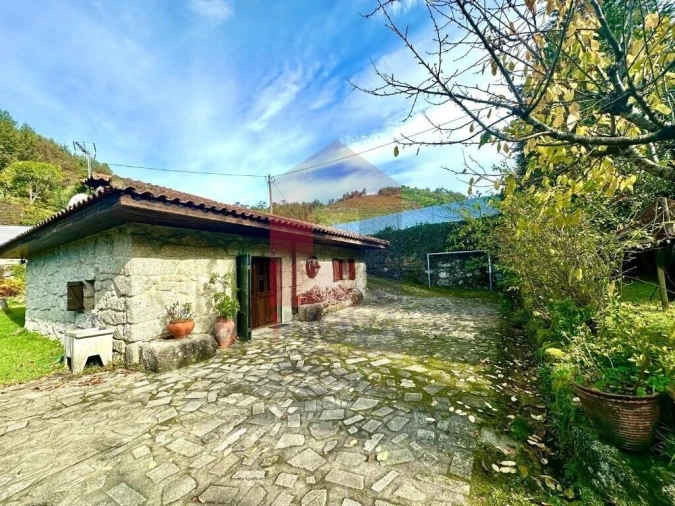 Moradia T3 para Venda em Valdreu