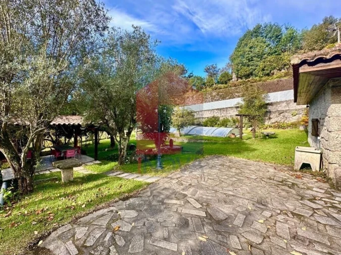 Moradia T3 para Venda em Valdreu Foto 27