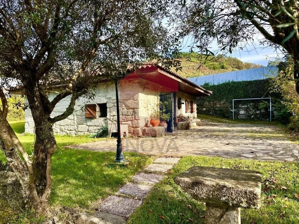 Moradia T3 para Venda em Valdreu Foto 48