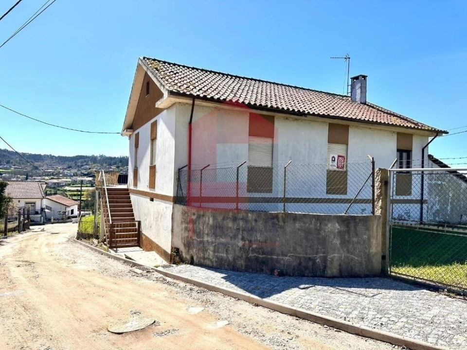 Moradia T3 para Venda em Cabanelas Foto 57