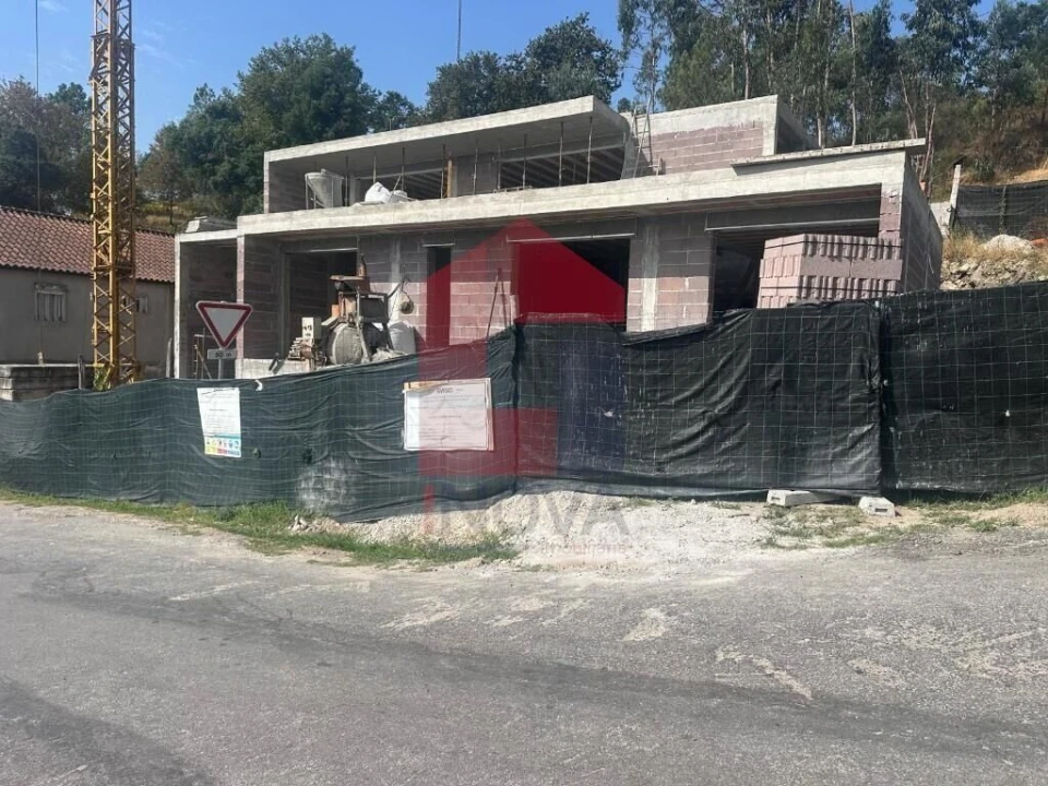 Moradia T3 para Venda em Gême Foto 21