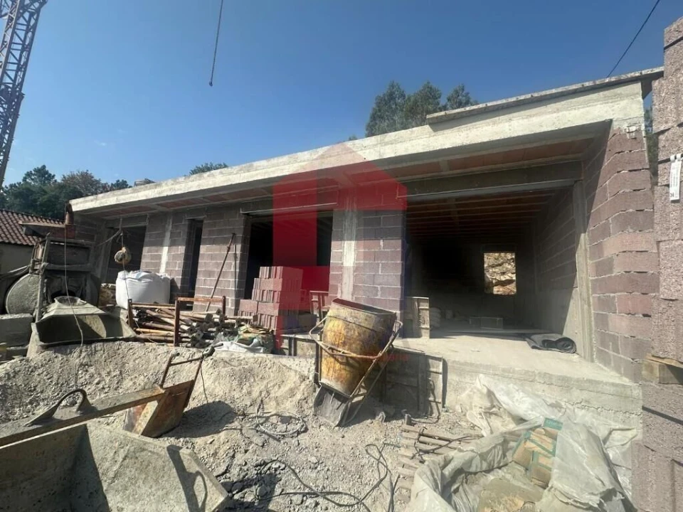 Moradia T3 para Venda em Gême Foto 12