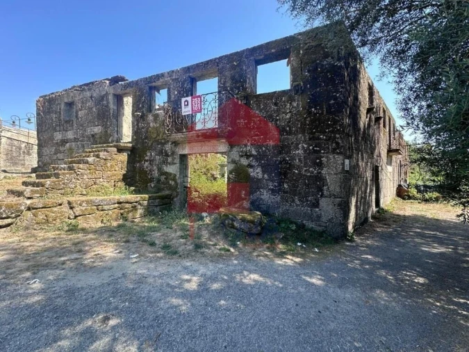 Moradia T0 para Venda em Valdreu Foto 1