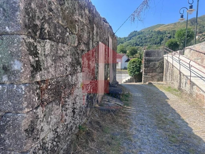 Moradia T0 para Venda em Valdreu Foto 9