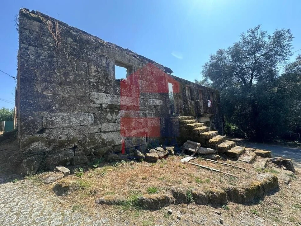 Moradia T0 para Venda em Valdreu Foto 3