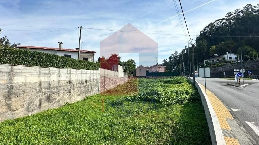 Terreno para Venda em Moimenta