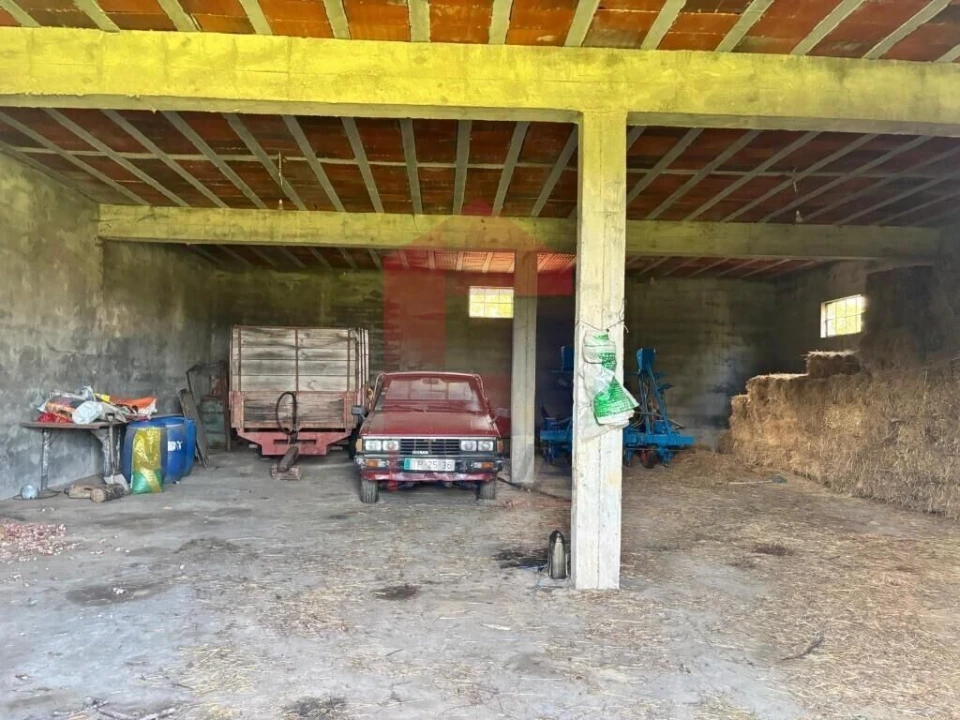 Armazém para Venda em Cervães Foto 3