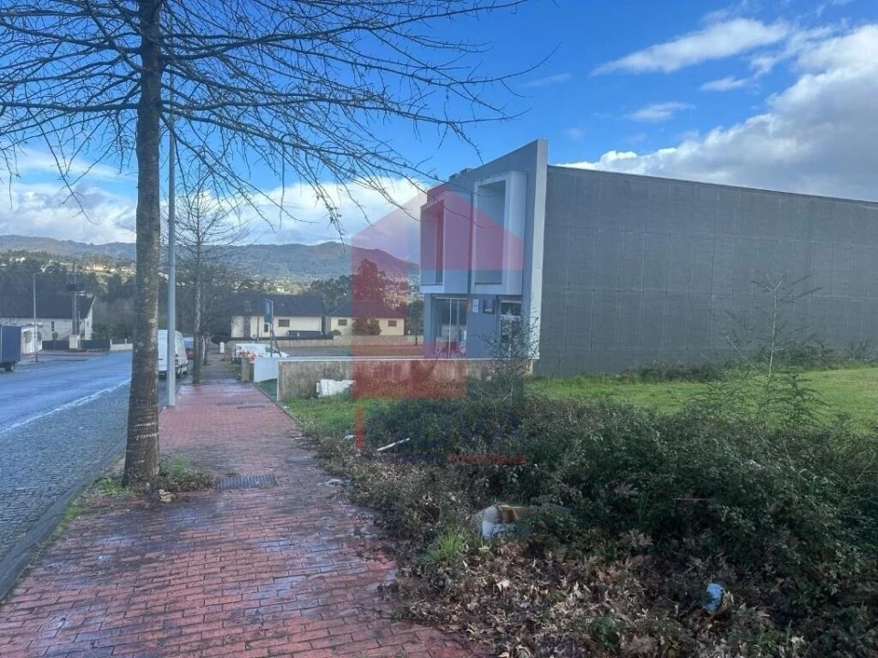 Terreno para Venda em Gême Foto 3