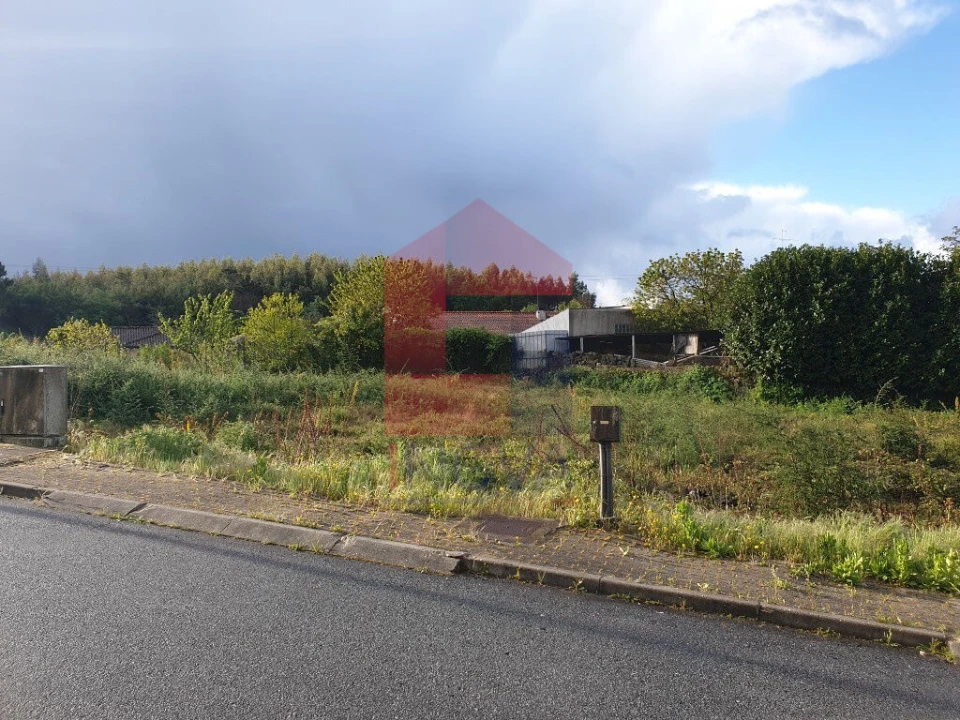 Terreno para Venda em Vila Verde e Barbudo Foto 10