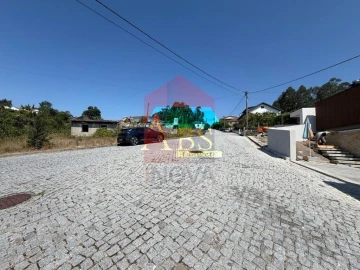 Moradia T3 para Venda em Espinho
