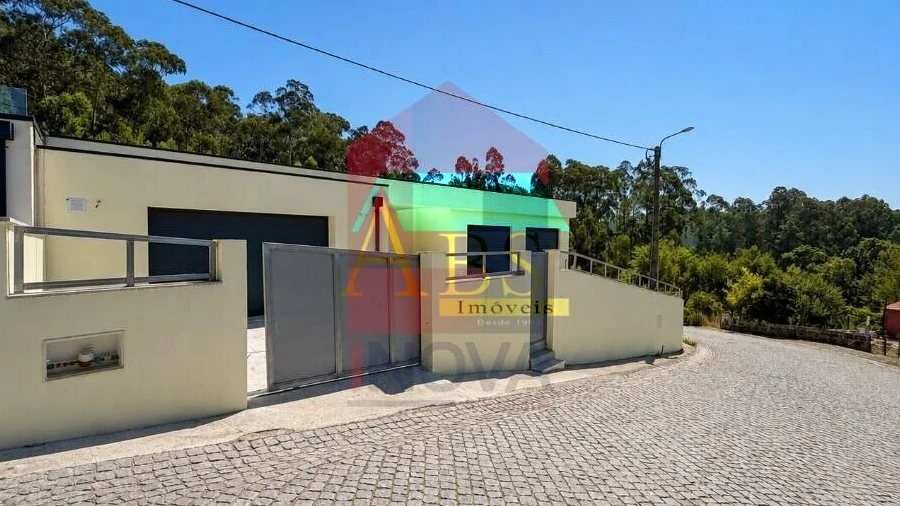 Moradia T3 para Venda em Espinho