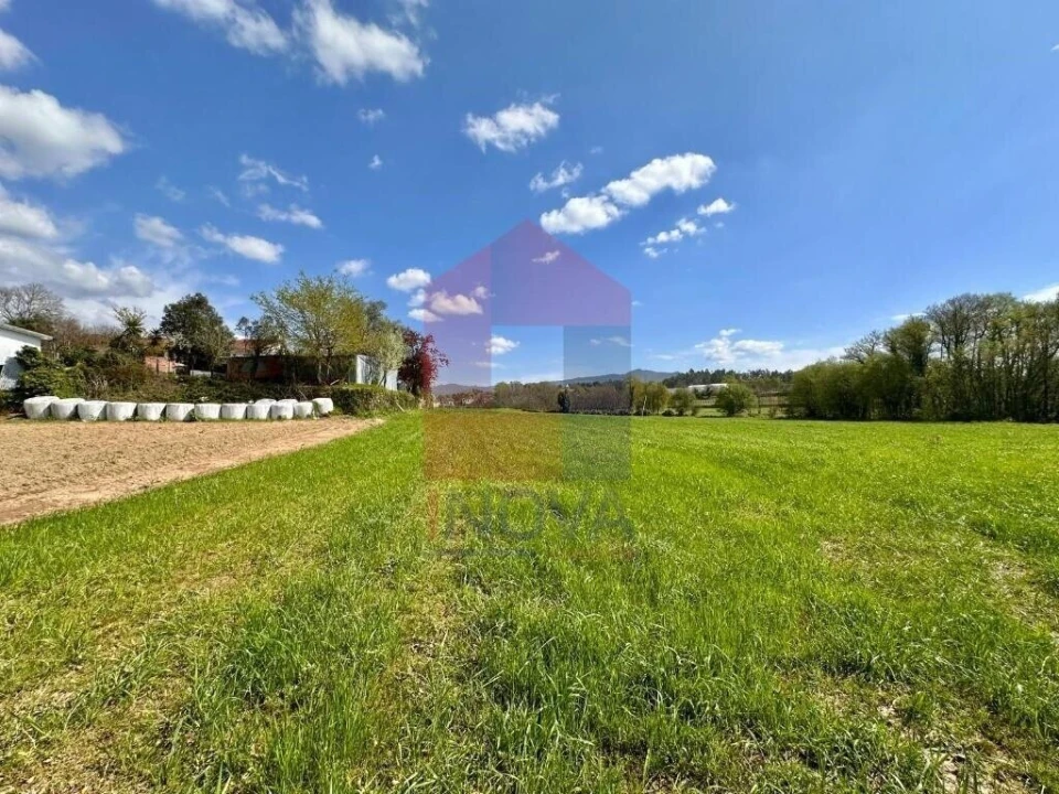 Terreno para Venda em Lanhas Foto 1