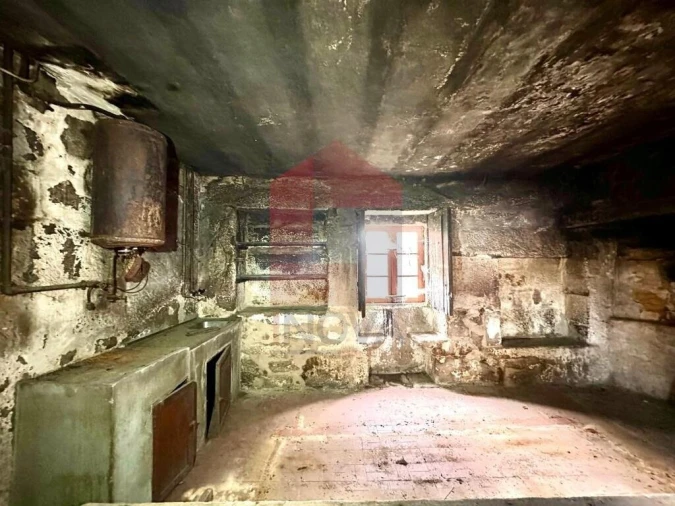 Moradia T6 para Venda em Lanhas Foto 40