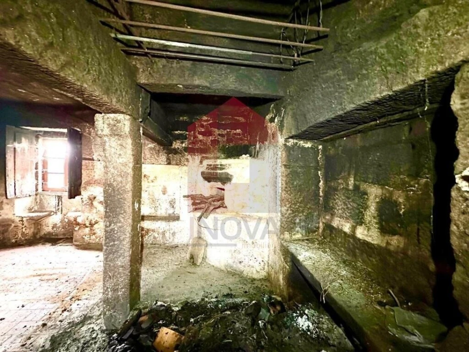 Moradia T6 para Venda em Lanhas Foto 46