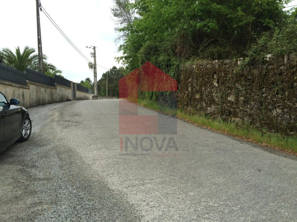 Terreno para Venda em Coucieiro Foto 12