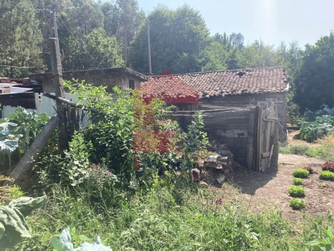 Moradia T0 para Venda em Parada de Gatim Foto 16