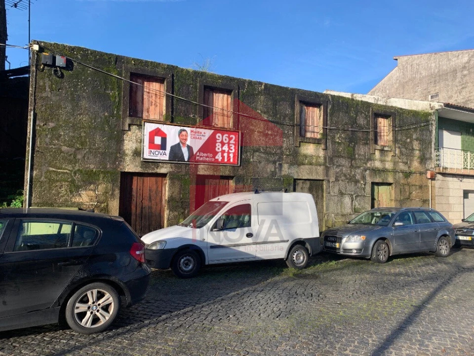 Moradia T0 para Venda em Vila Verde e Barbudo Foto 1