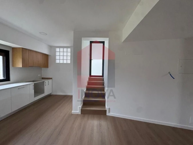 Moradia T3 para Venda em Lanhas Foto 5