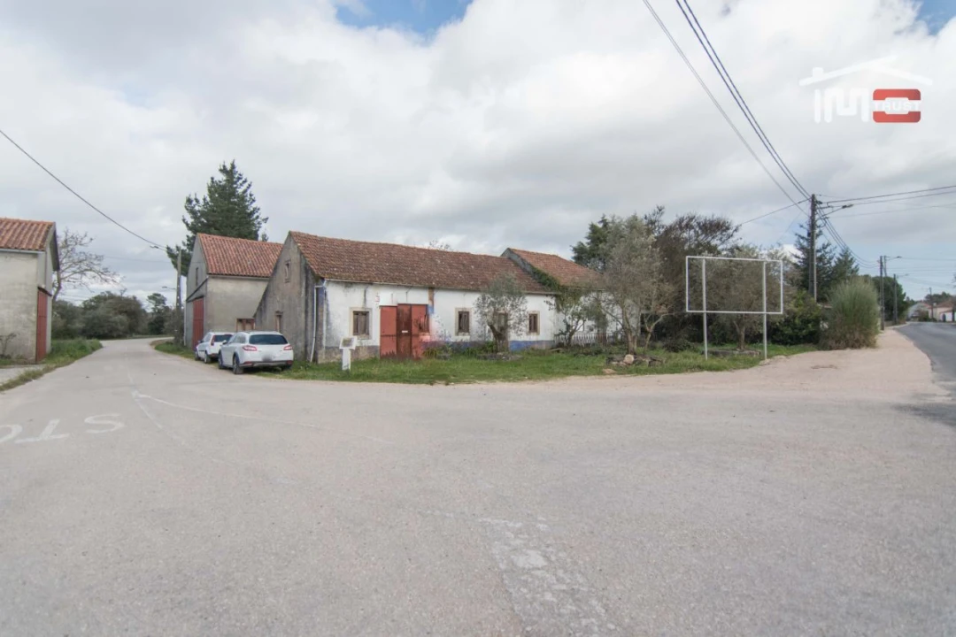 Moradia T4 para Venda em Fatima Foto 1