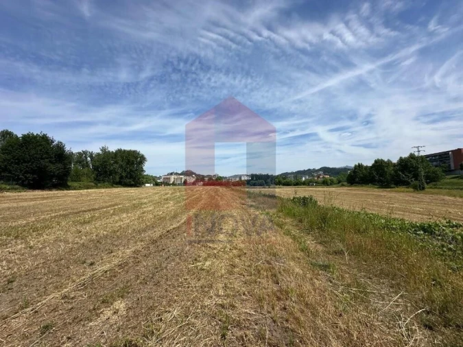 Quinta T5 para Venda em Povoa de Lanhoso (N. Senhora do Amparo) Foto 35